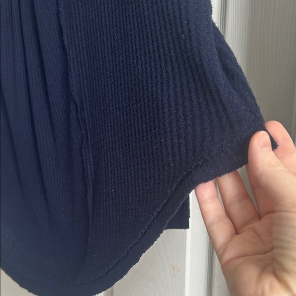 Free People Deep Blue oversized waffle top - Picture 11 of 16